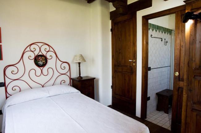 I Quattro Passeri Country House Santa Paola Dış mekan fotoğraf