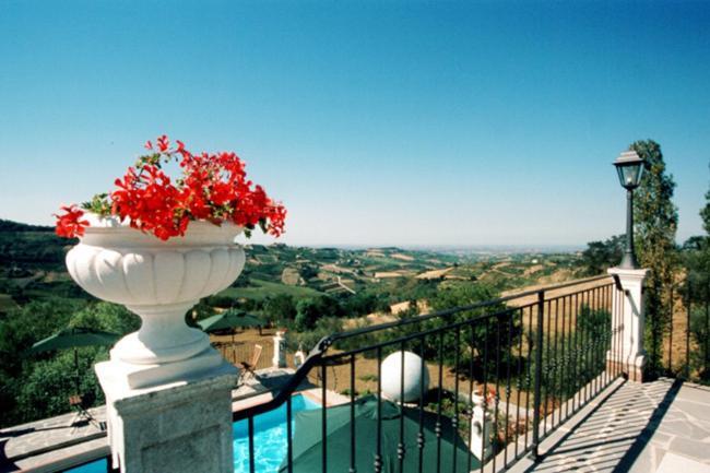 I Quattro Passeri Country House Santa Paola Dış mekan fotoğraf